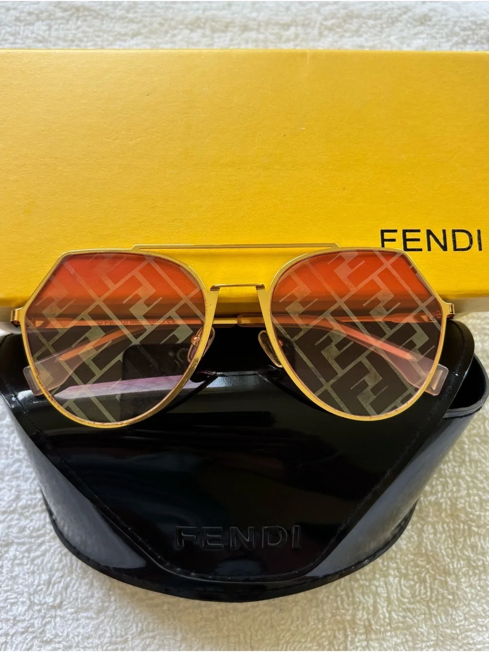 Fendi aviator sunglasses
